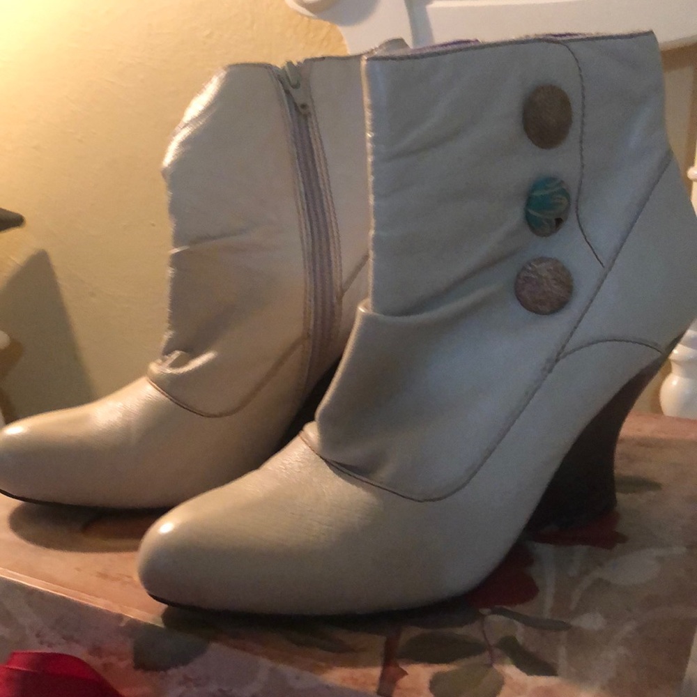 Ankle Booties - Picture 5 of 6